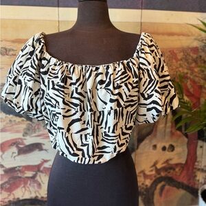 a new day Black and White Zebra Print Cropped Blouse